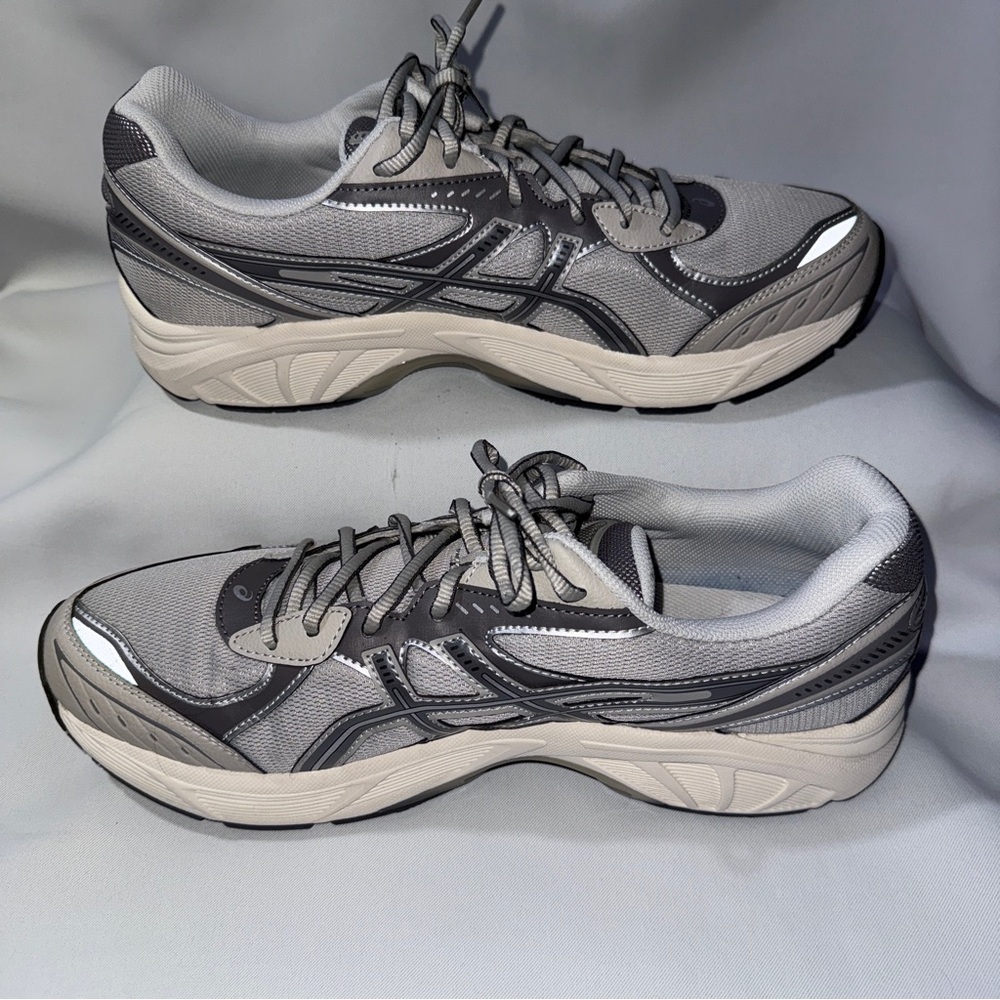 ASICS 2160 Men’s Size 12
